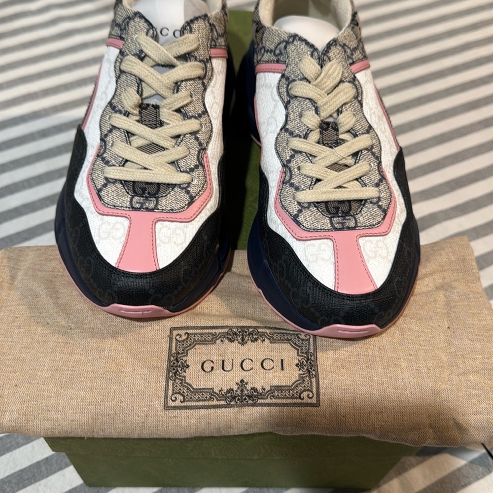 Gucci Pink and Black Lace-Up Shoes